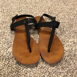 Express sandals
